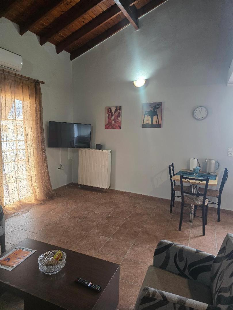 Ferienwohnung Μεζονέτα Aikaterini N 5 Chios Town Exterior foto
